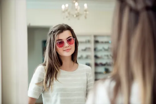 Choosing Sunglasses for Your Face Shape